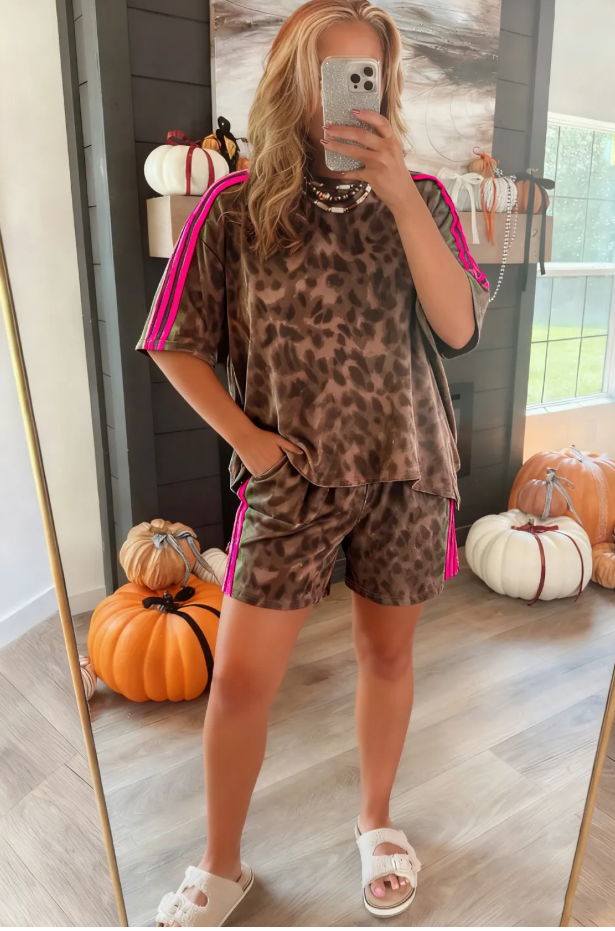 Brown Contrast Striped Accent Leopard Short Set
