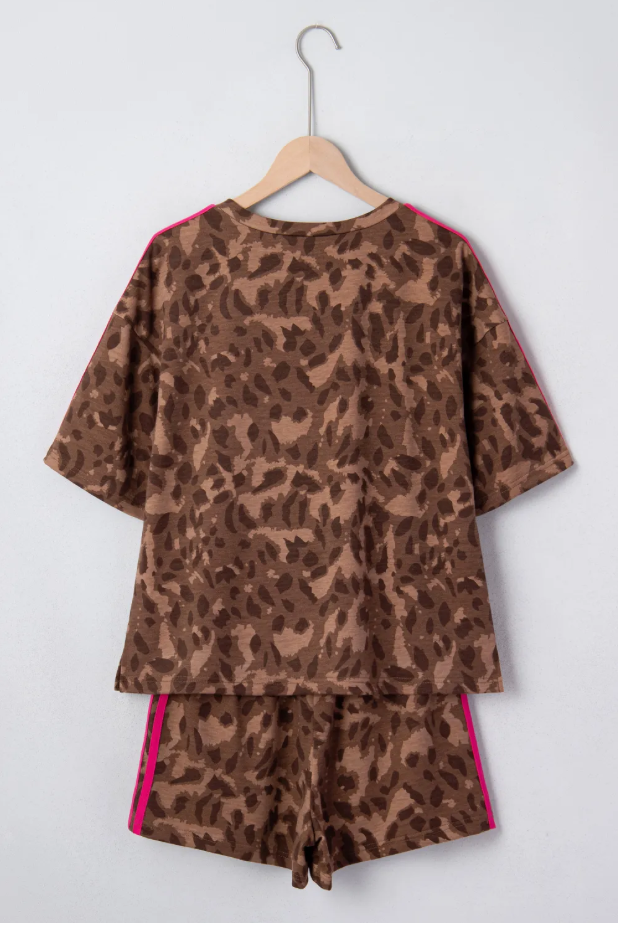Brown Contrast Striped Accent Leopard Short Set