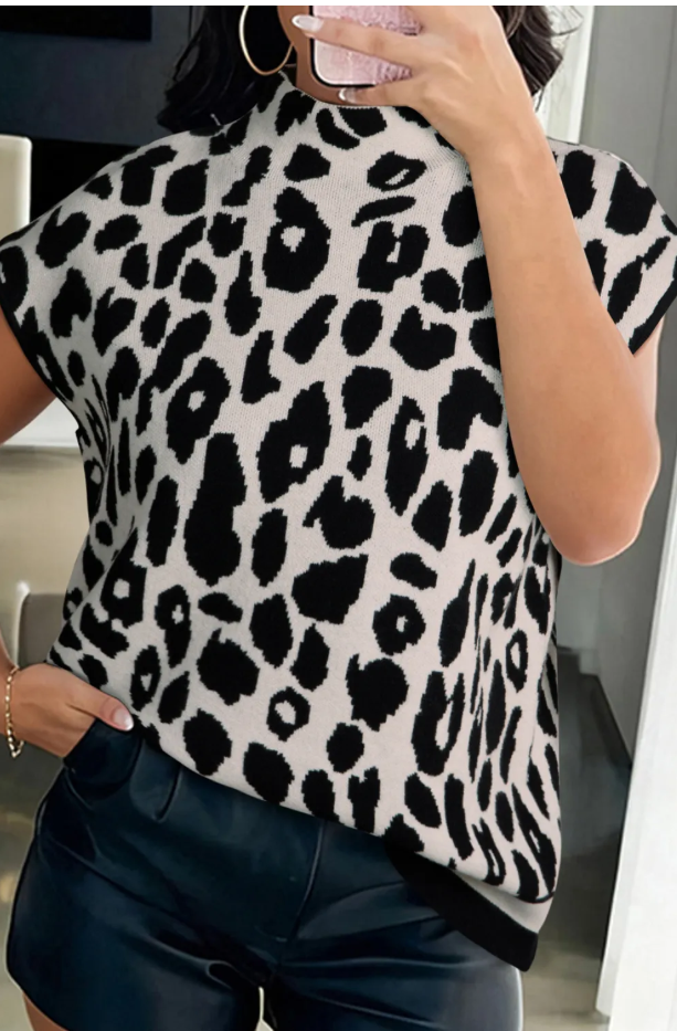 Black Leopard Print High Neck Short Sleeve Sweater
